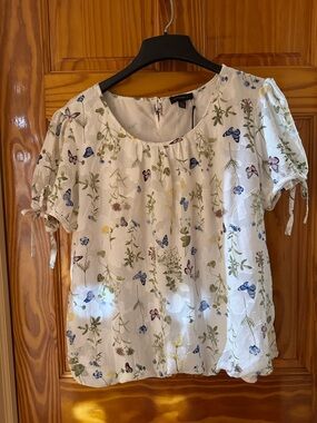 Lightweight White Floral Butterfly Blouse - Women